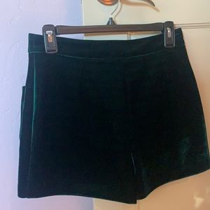 Velvet green shorts